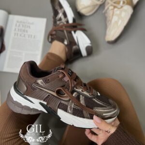 کتونی nike V2K