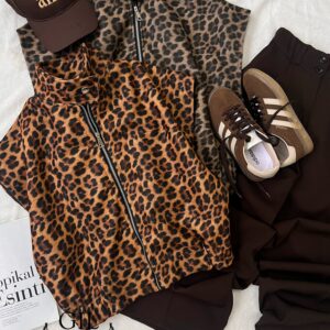 وست پلنگی آستردار